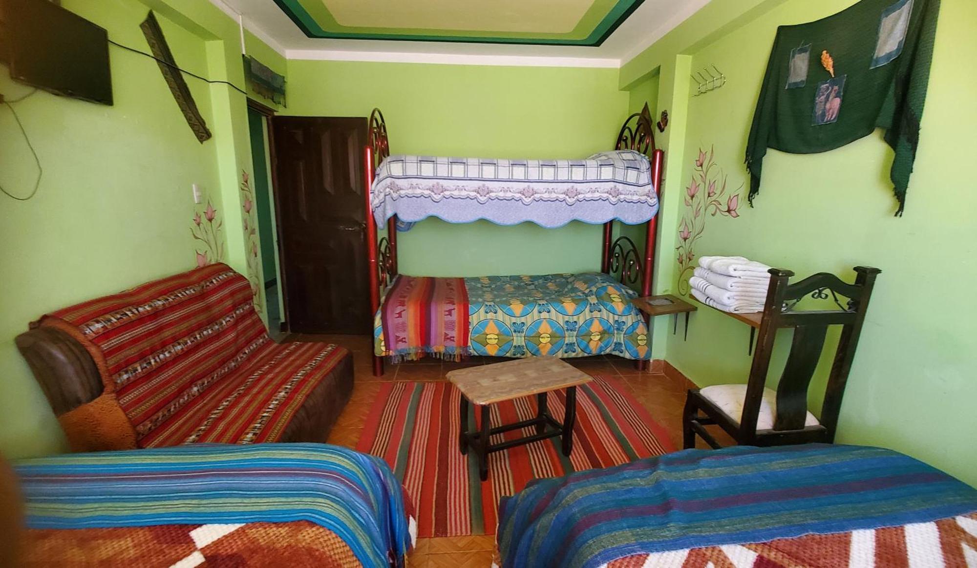 Hostal Quinua Dorada Bed & Breakfast Uyuni Bagian luar foto